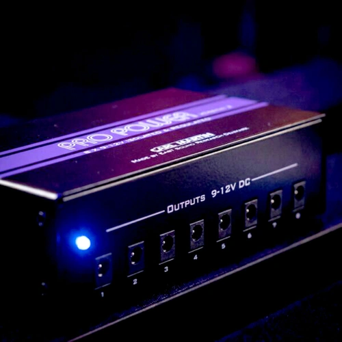 Carl Martin Pro Power v2 Isolated Pedal Board Power Supply with 9V/12V Outputs