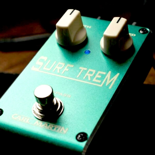 Carl Martin Surf Trem Guitar Pedal - Open Box - Classic Tremolo Effect, Compact Design, Simple Controls, Includes Packaging