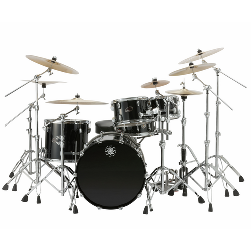 Sakae Evolved Maple 22" 4-Piece Shell Pack in Real Black with WTS220D Double Tom Stand