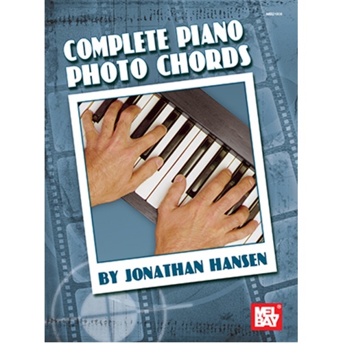 Complete Piano Photo Chords French Edition (Softcover Book)
