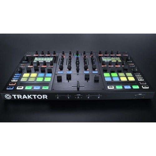 Native Instruments Traktor Kontrol S8 DJ Surface Controller