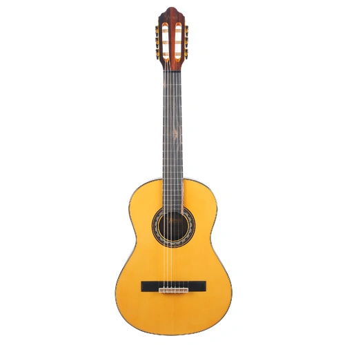 Valencia 560 Series 3/4 Classical Guitar with Sitka Spruce Top and Walnut Back